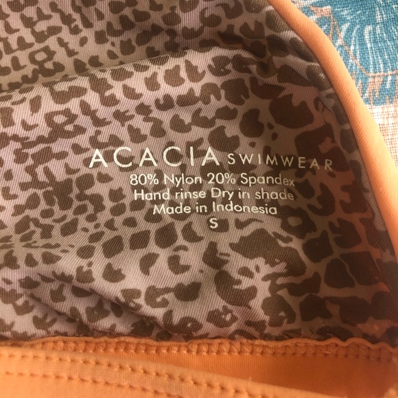 SOLD!🌸Acacia Loquat Set - Picture 5 of 5